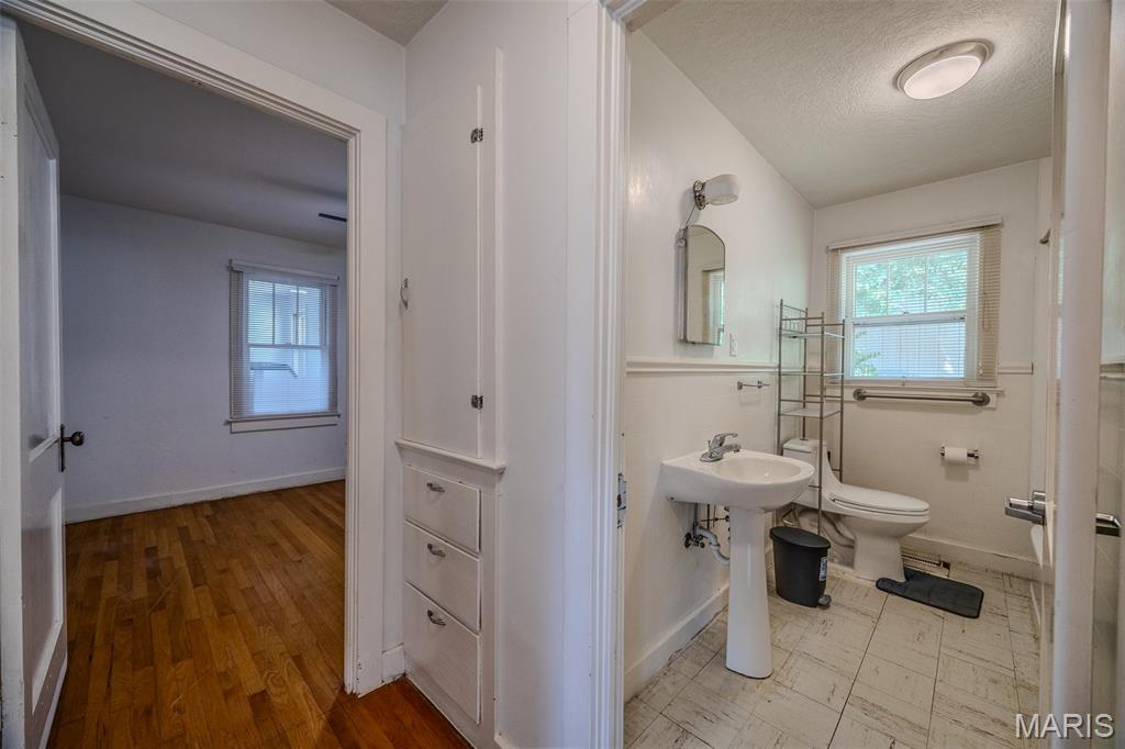 757 South Adams Avenue Lebanon, MO 65536 - Photo 16 of 35