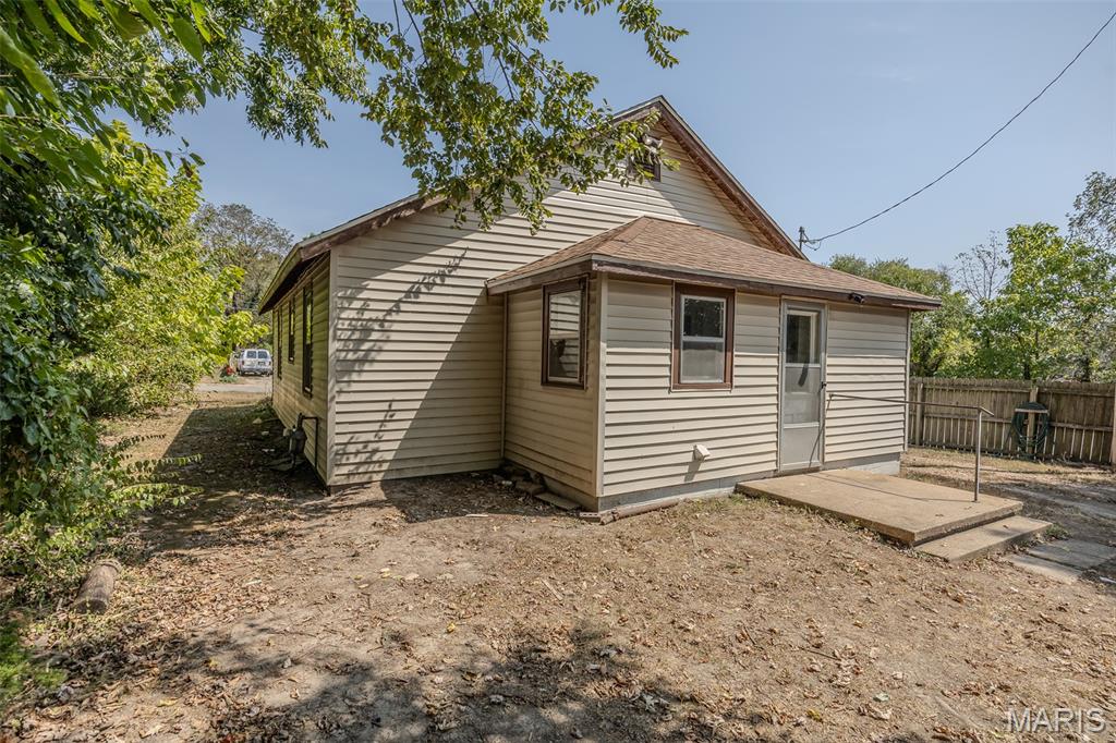 757 South Adams Avenue Lebanon, MO 65536 - Photo 23 of 35