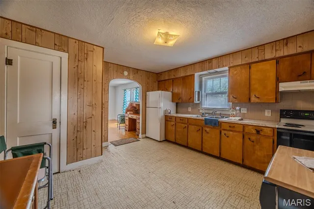 $125,000 | 757 South Adams Avenue, Lebanon, MO 65536