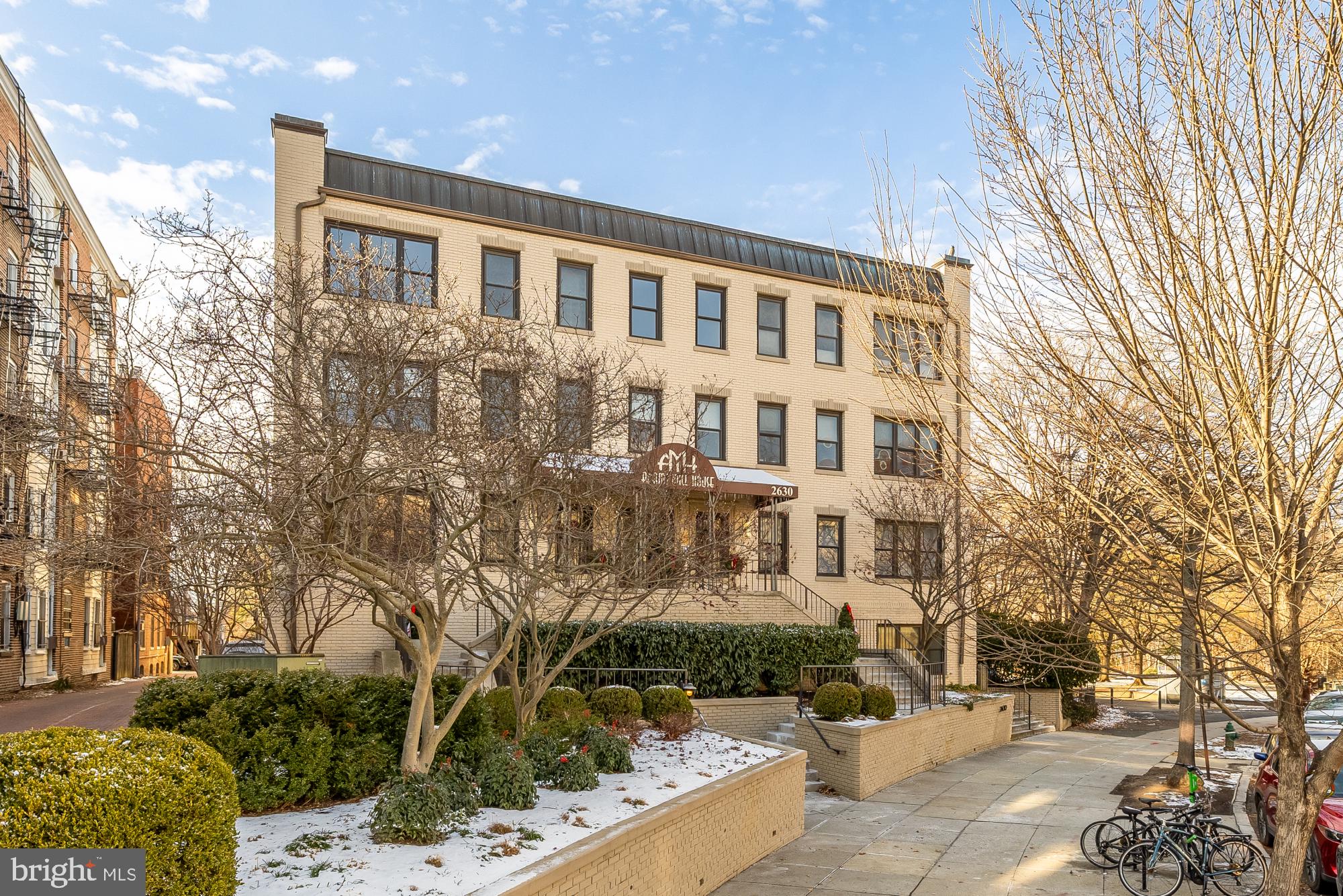 2630 Adams Mill Road Northwest, Unit 302 Washington, DC 20009 - Photo 18 of 20