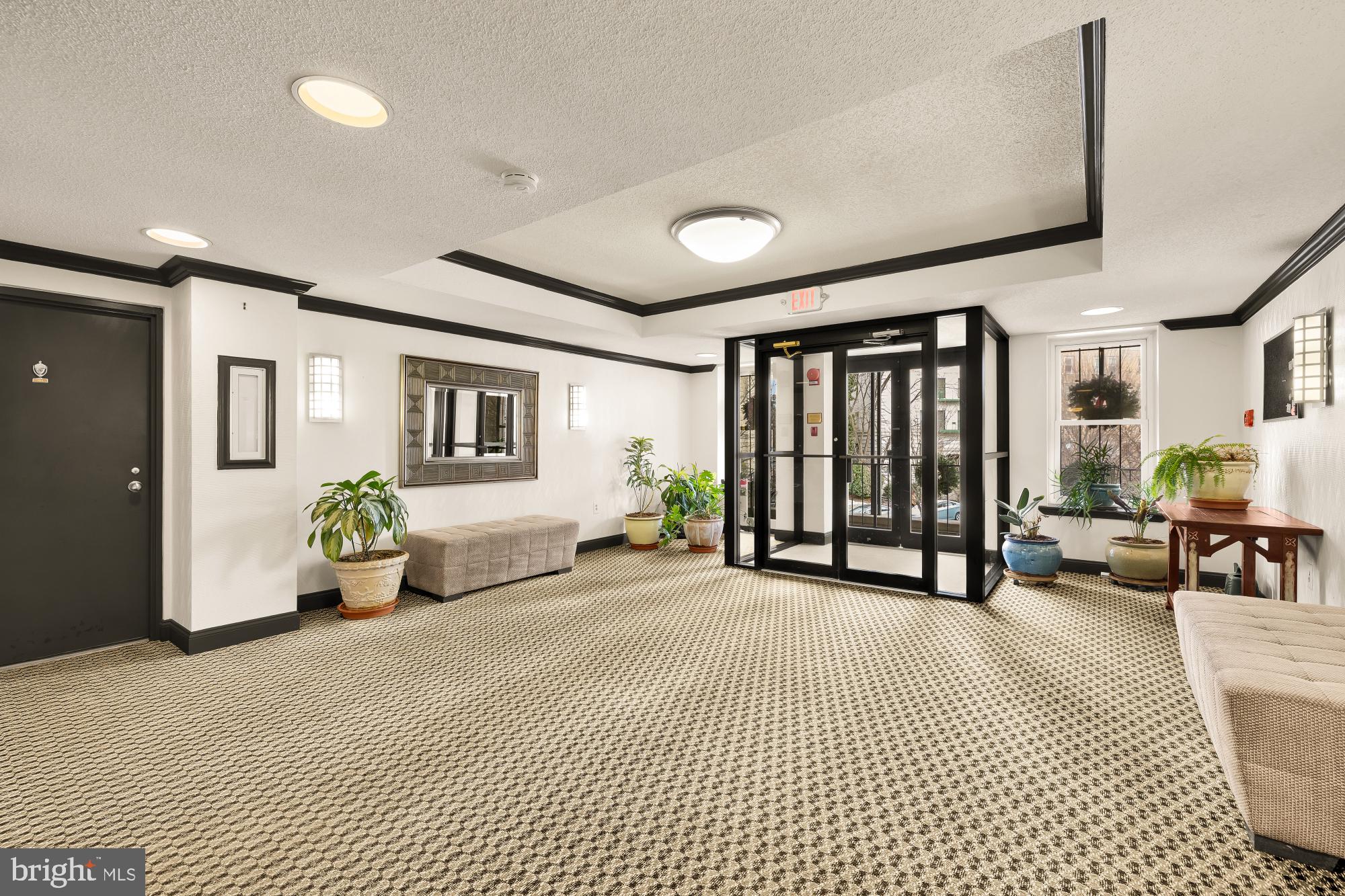 2630 Adams Mill Road Northwest, Unit 302 Washington, DC 20009 - Photo 2 of 20