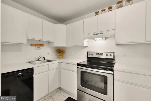 $349,900 | 2630 Adams Mill Road Northwest, Unit 302, Washington, DC 20009