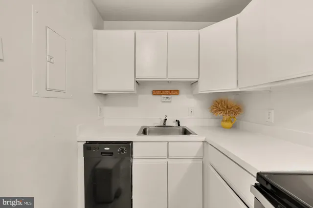 $349,900 | 2630 Adams Mill Road Northwest, Unit 302, Washington, DC 20009