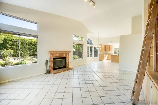 $1,300,000 | 1561 Greenridge Drive, Vista, CA 92081