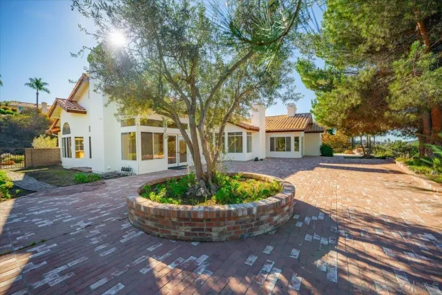 $1,300,000 | 1561 Greenridge Drive, Vista, CA 92081