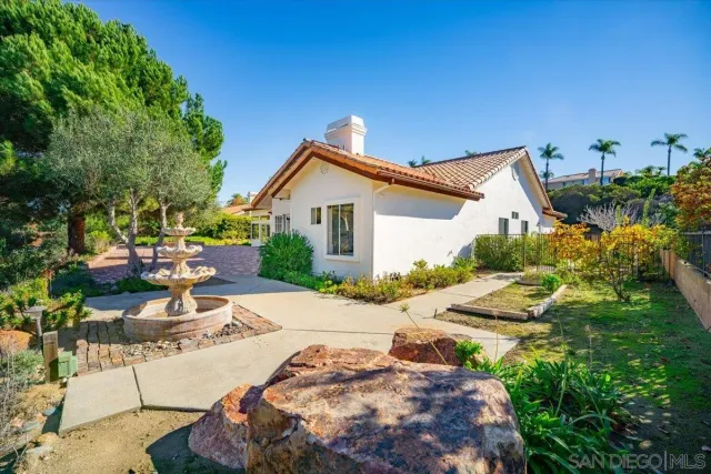 $1,300,000 | 1561 Greenridge Drive, Vista, CA 92081