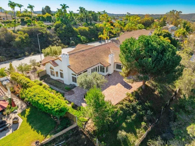 $1,300,000 | 1561 Greenridge Drive, Vista, CA 92081