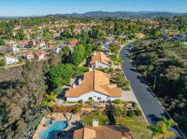 $1,300,000 | 1561 Greenridge Drive, Vista, CA 92081