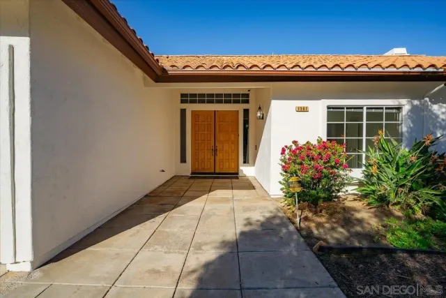 $1,300,000 | 1561 Greenridge Drive, Vista, CA 92081