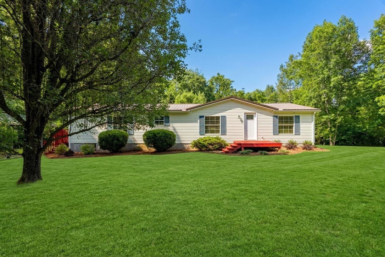 530 North Fork Road Charlotte, TN 37036 - Photo 1 of 11