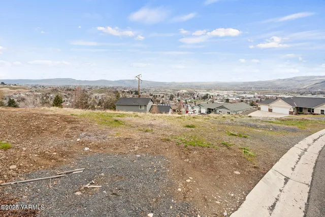 a view of a terrace view