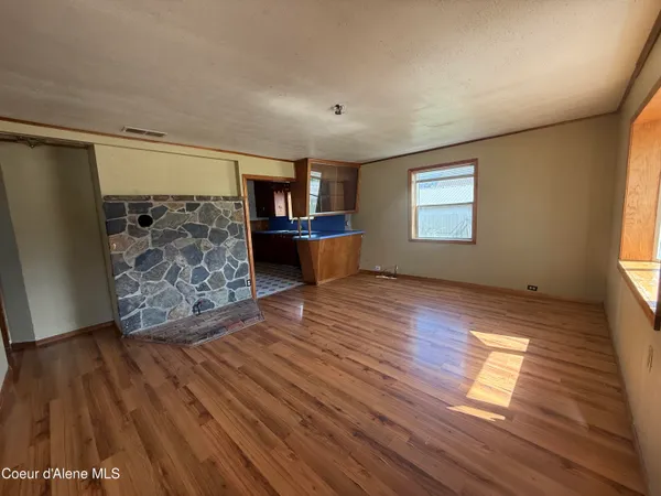 $269,000 | 116 West 4th Avenue, Clark Fork, ID 83811