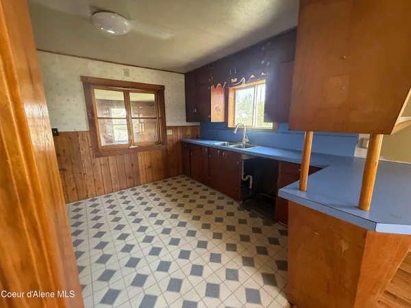 $269,000 | 116 West 4th Avenue, Clark Fork, ID 83811