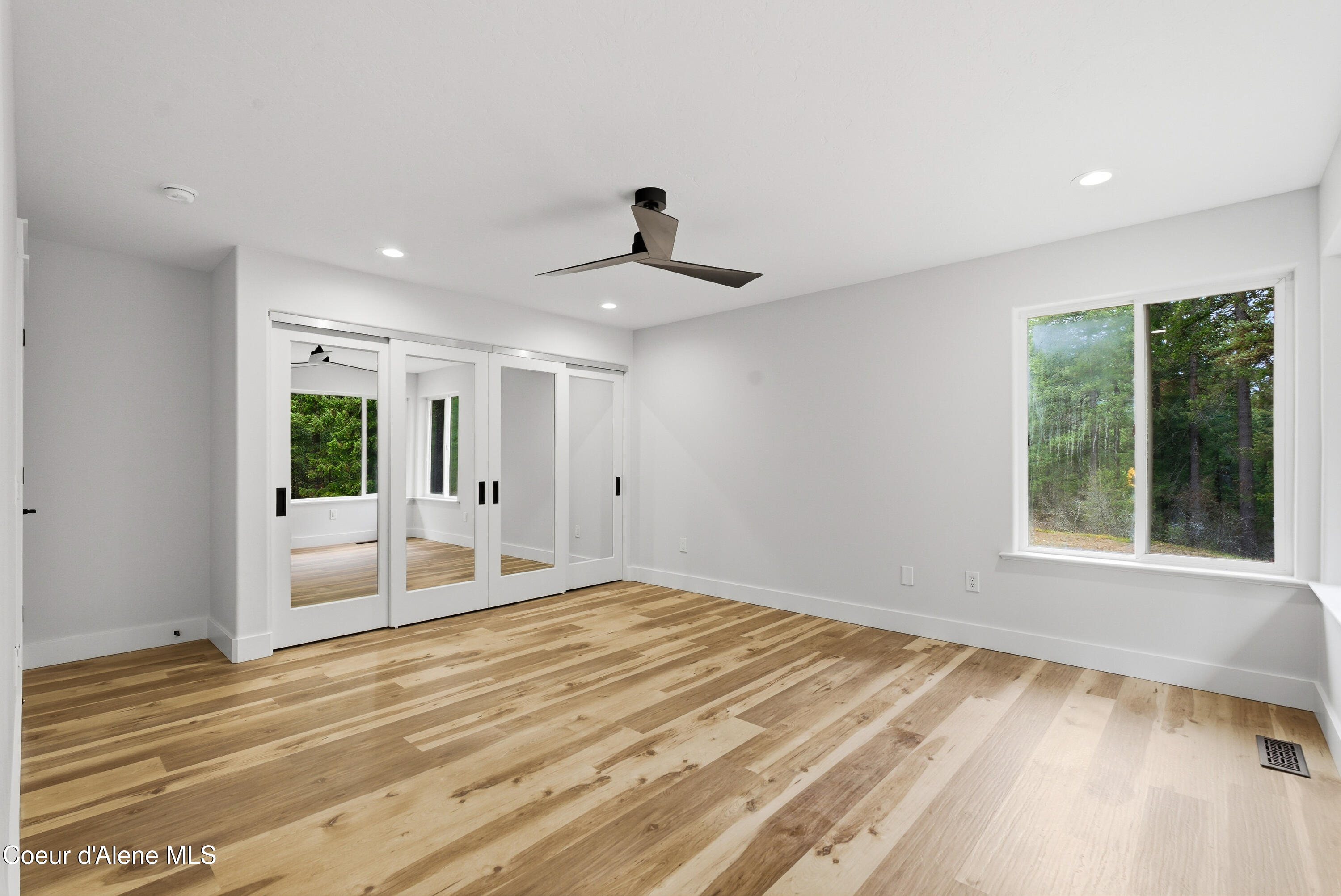 422 Roop Road Cocolalla, ID 83813 - Photo 31 of 61 DSC02928