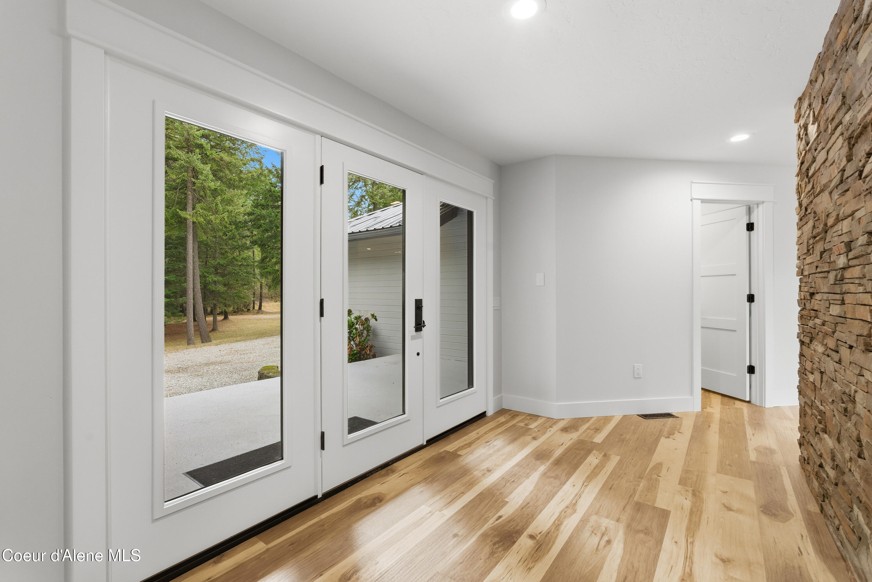 422 Roop Road Cocolalla, ID 83813 - Photo 35 of 61 DSC02963