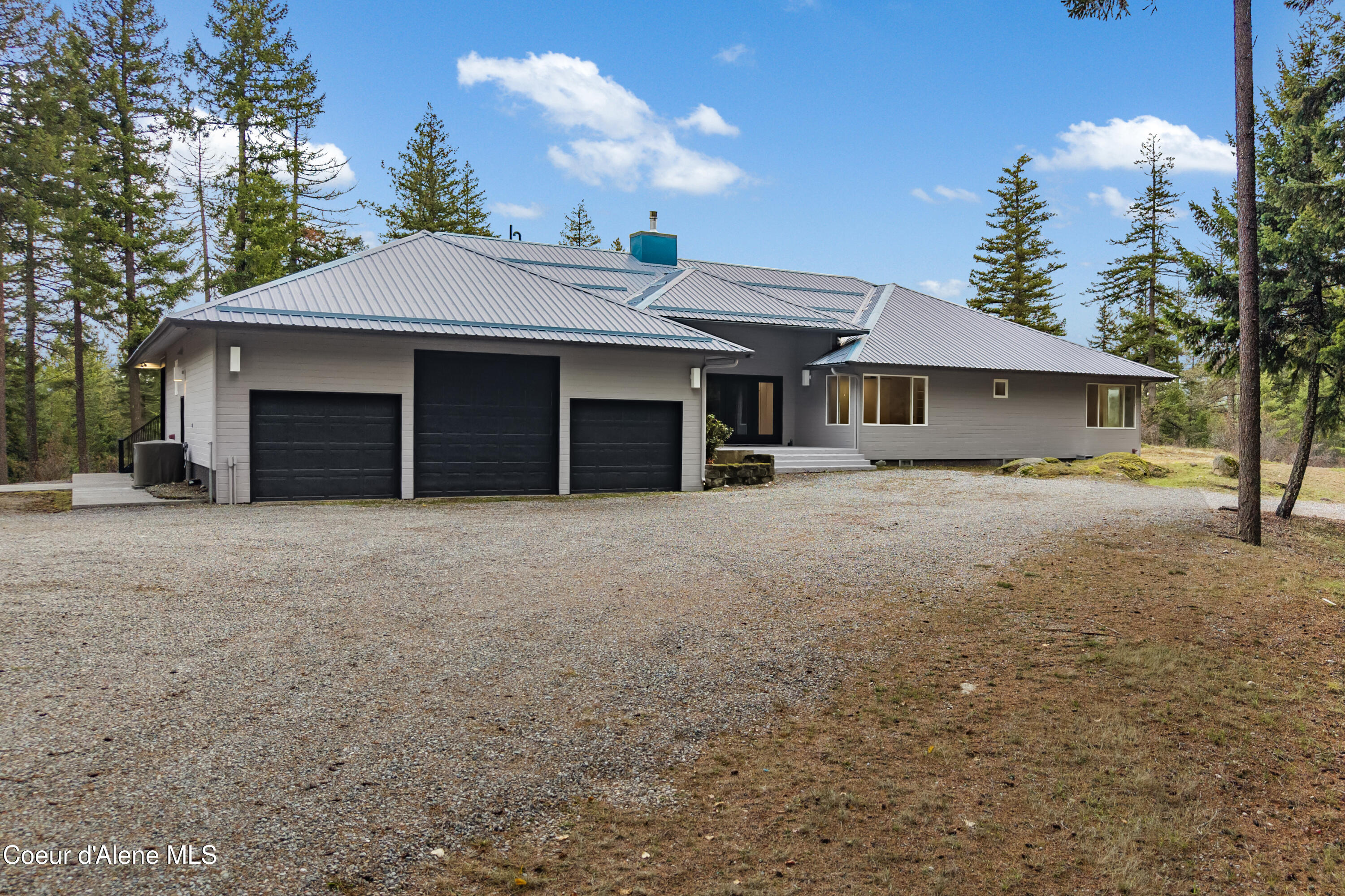 422 Roop Road Cocolalla, ID 83813 - Photo 4 of 61 DJI_20251119061524_0131_D