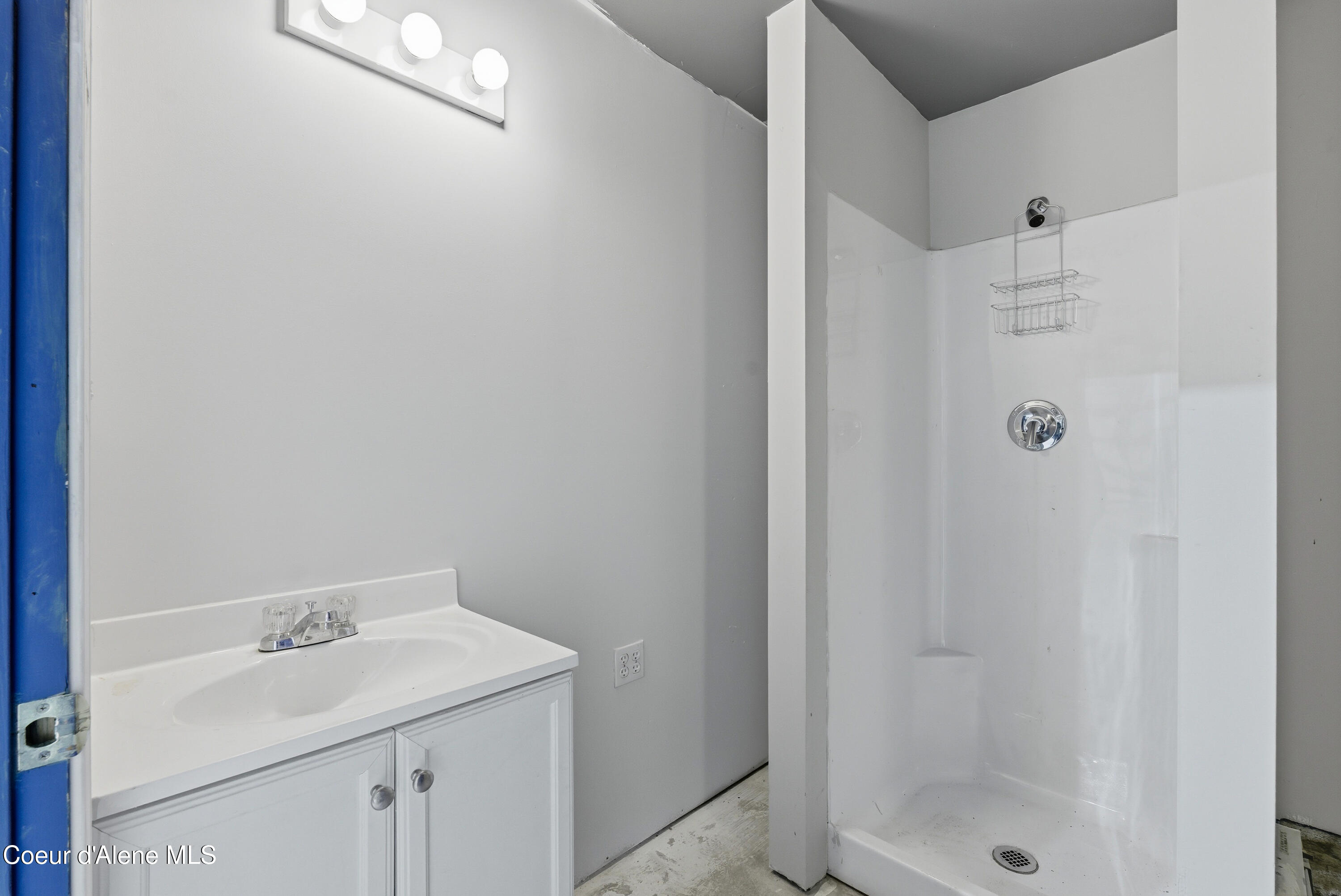 422 Roop Road Cocolalla, ID 83813 - Photo 54 of 61 DSC03108