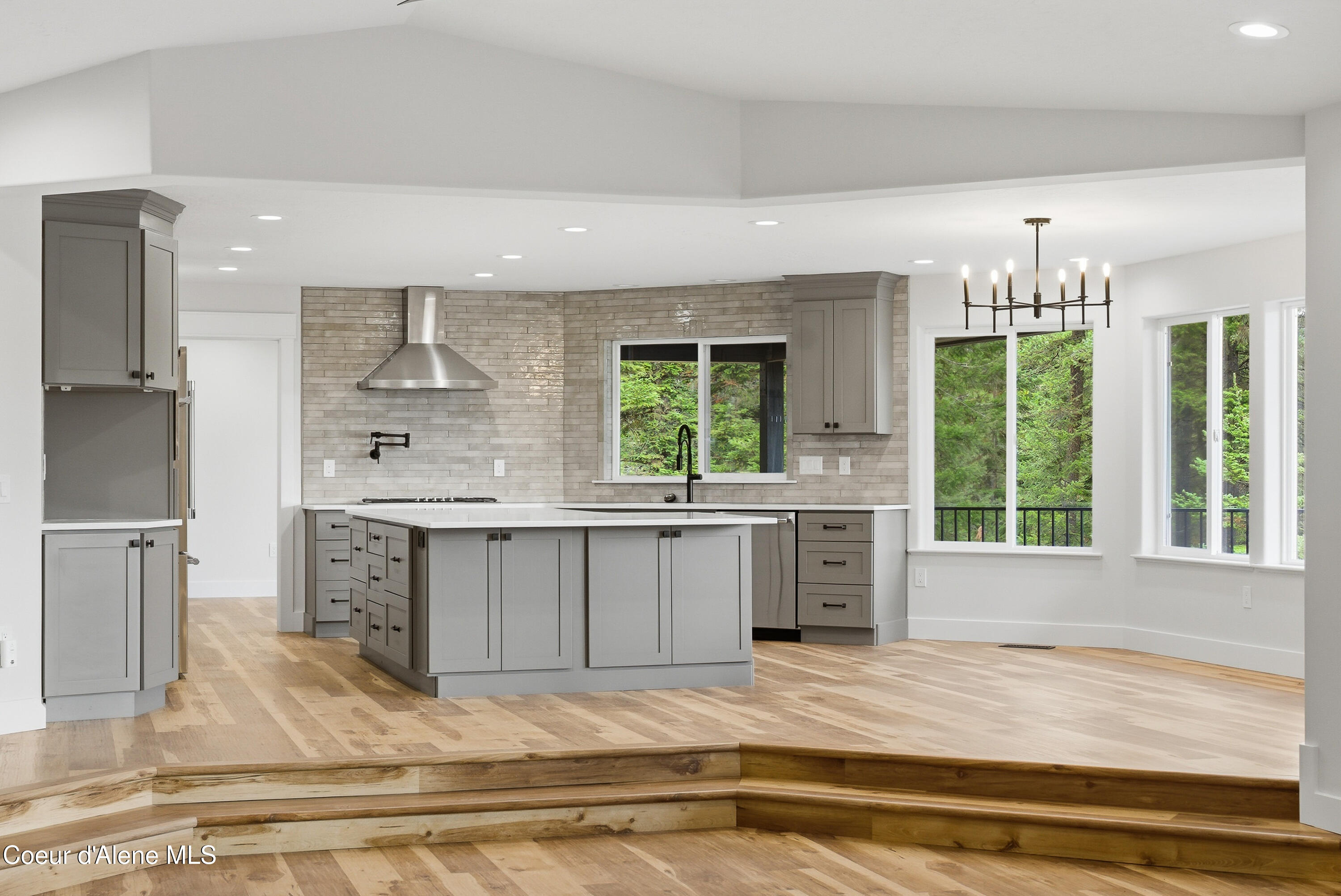 422 Roop Road Cocolalla, ID 83813 - Photo 10 of 61 DSC02893