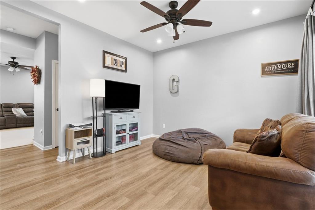 1024 Blackhawk Road Valencia, PA 16059 - Photo 4 of 50 Gallery Image 4