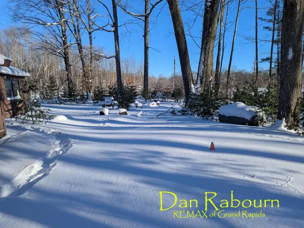 $97,500 | 5263 East 8 Mile Road, Luther, MI 49656