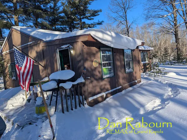 $97,500 | 5263 East 8 Mile Road, Luther, MI 49656