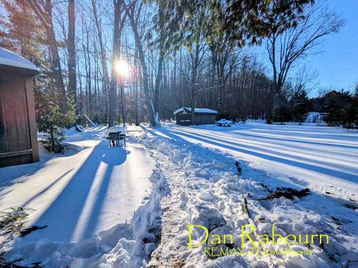 5263 East 8 Mile Road Luther, MI 49656 - Photo 14 of 17 PXL_20260131_145532627_2