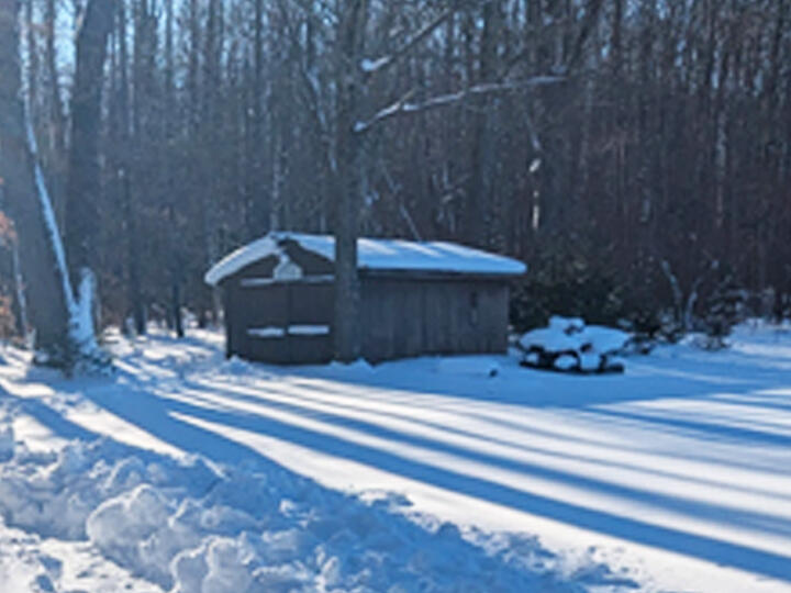 5263 East 8 Mile Road Luther, MI 49656 - Photo 17 of 17 Barn