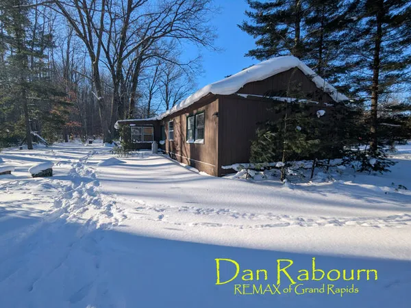 $97,500 | 5263 East 8 Mile Road, Luther, MI 49656