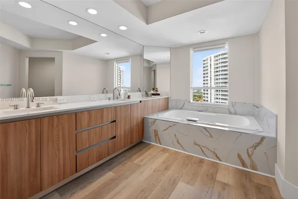 $8,500 | 21050 Point Place, Unit 2301, Aventura, FL 33180