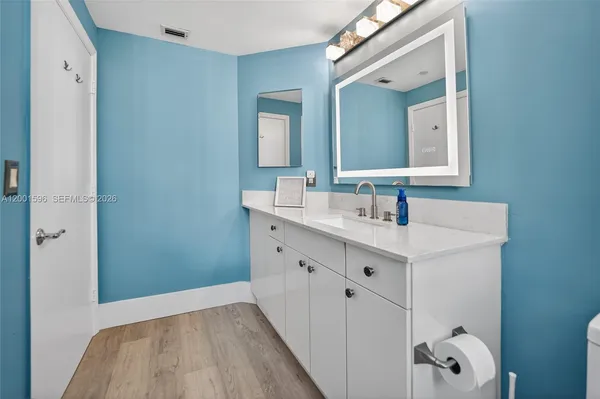 $8,500 | 21050 Point Place, Unit 2301, Aventura, FL 33180