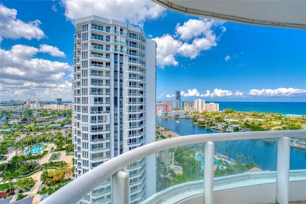 $8,500 | 21050 Point Place, Unit 2301, Aventura, FL 33180