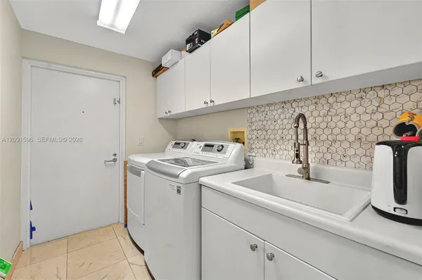 $8,500 | 21050 Point Place, Unit 2301, Aventura, FL 33180