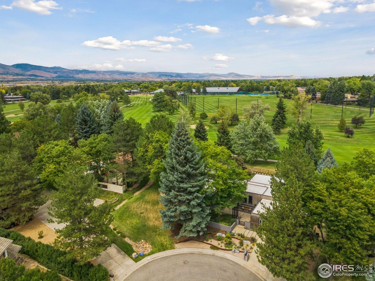 7323 Old Post Road Boulder, CO 80301 - Photo 11 of 40 Located on the Fairway - a spectacular location at the Boulder Country Club.