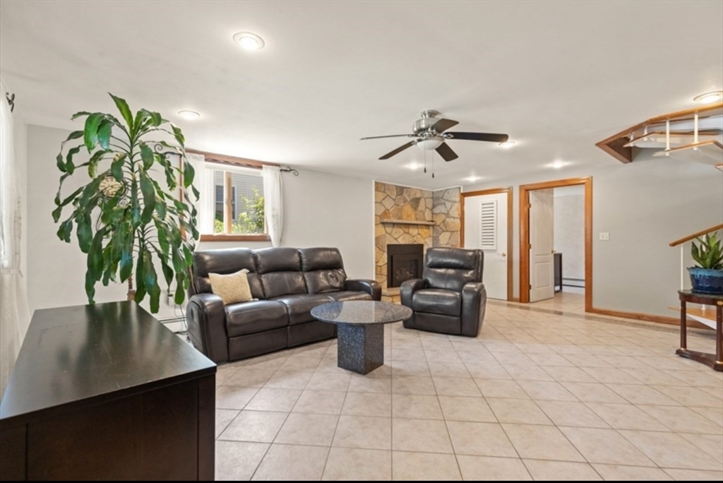 19 Prospect Avenue, Unit 1 Saugus, MA 01906 - Photo 1 of 9 Gallery Image 1