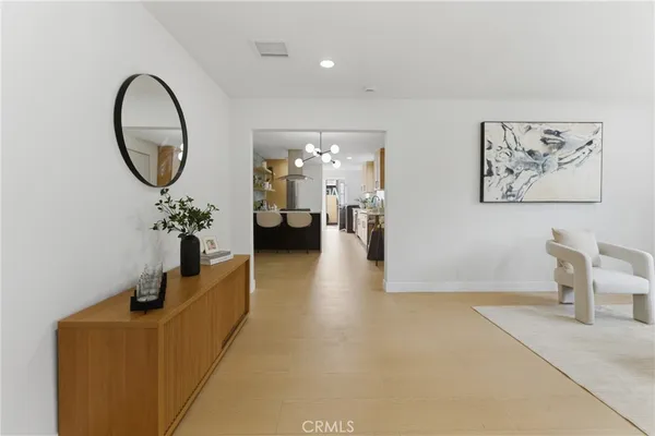 $869,000 | 2010 Golden, Long Beach, CA 90806