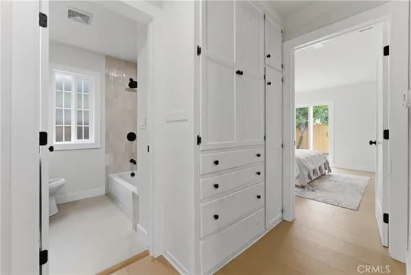 $869,000 | 2010 Golden, Long Beach, CA 90806