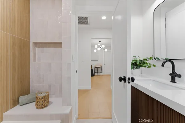 $869,000 | 2010 Golden, Long Beach, CA 90806