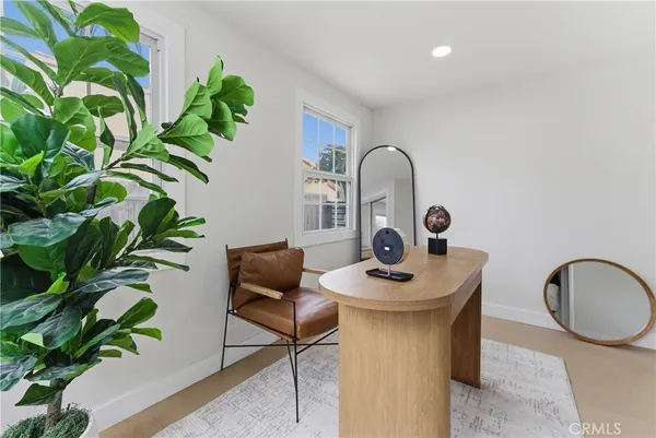 $869,000 | 2010 Golden, Long Beach, CA 90806