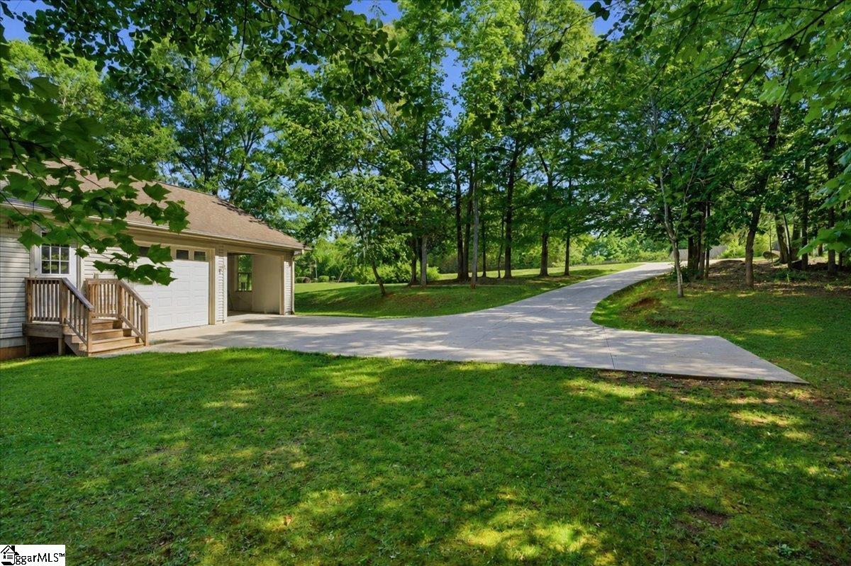 1040 Bennetts Bridge Road Greer, SC 29651 - Photo 33 of 46