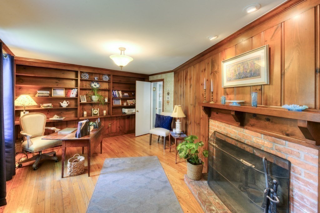 5 Algonquin Road Worcester, MA 01609 - Photo 18 of 42