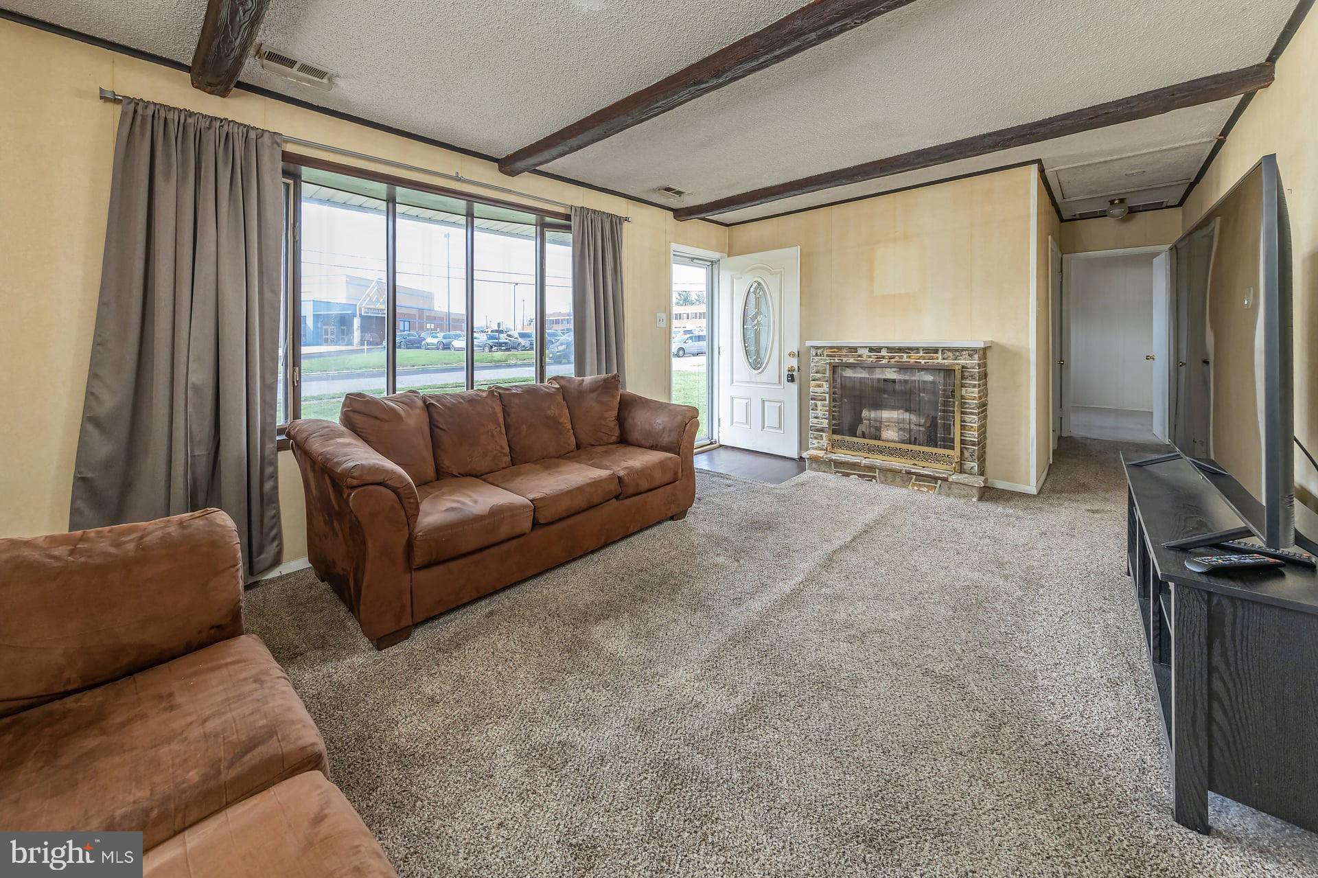 1037 Monmouth Road Deptford, NJ 08096 - Photo 3 of 16