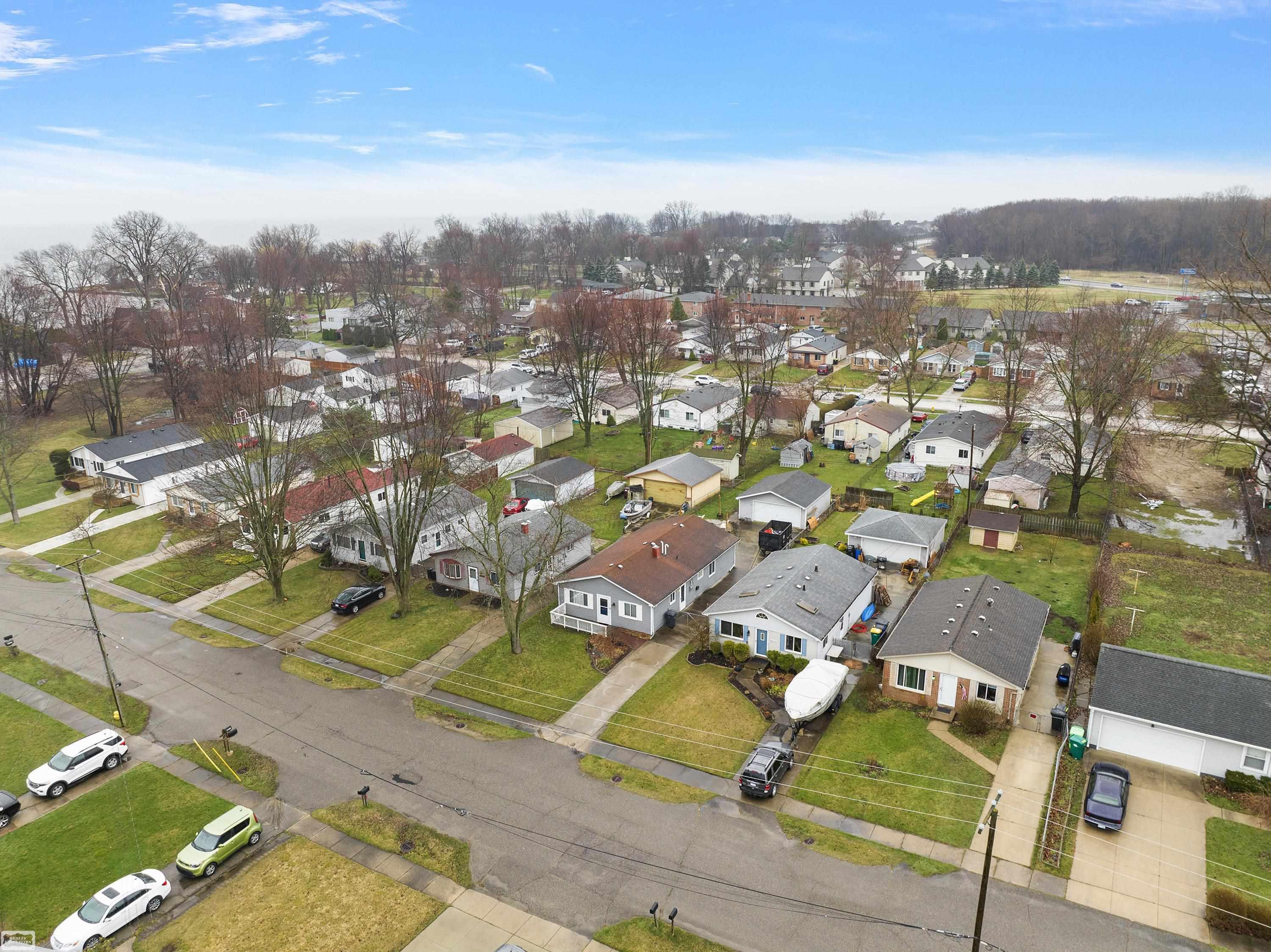 26082 Clear Street Harrison, MI 48045 - Photo 36 of 43