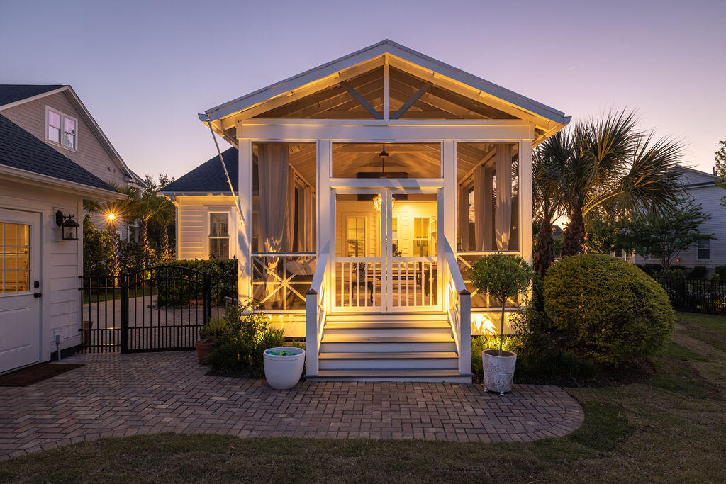 1526 Old Rivers Gate Road Mount Pleasant, SC 29466 - Photo 47 of 76 413A3514-HDR