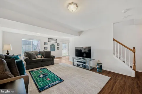$439,900 | 7 Chriswell Court, Baltimore, MD 21237