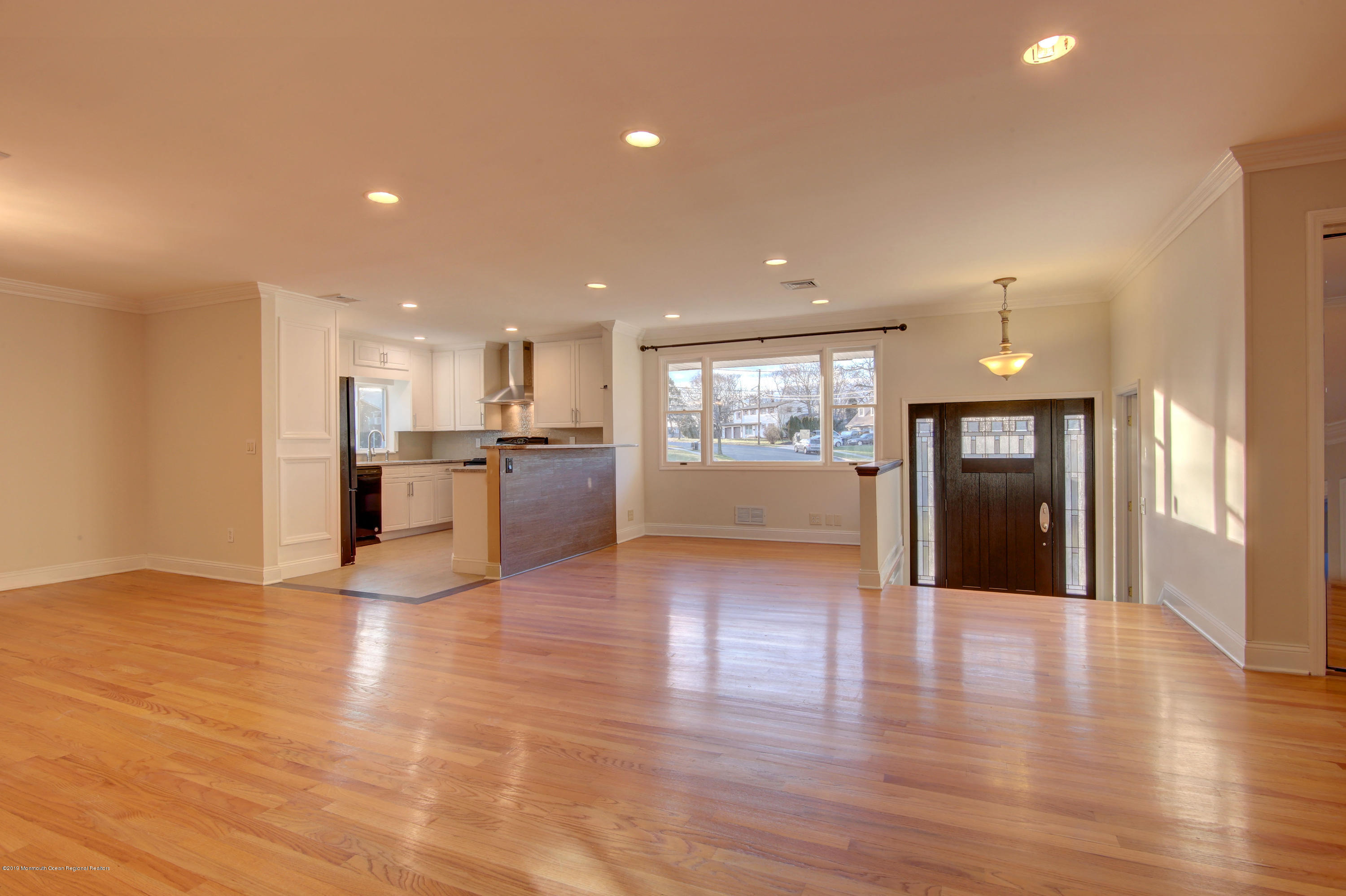 6 Thomas Road East Brunswick, NJ 08816 - Photo 8 of 20 LR:DR Combo