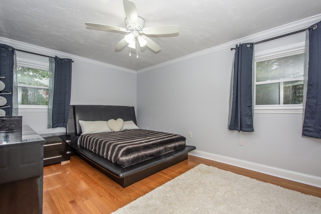 25 Colonial Road Sutton, MA 01590 - Photo 12 of 30