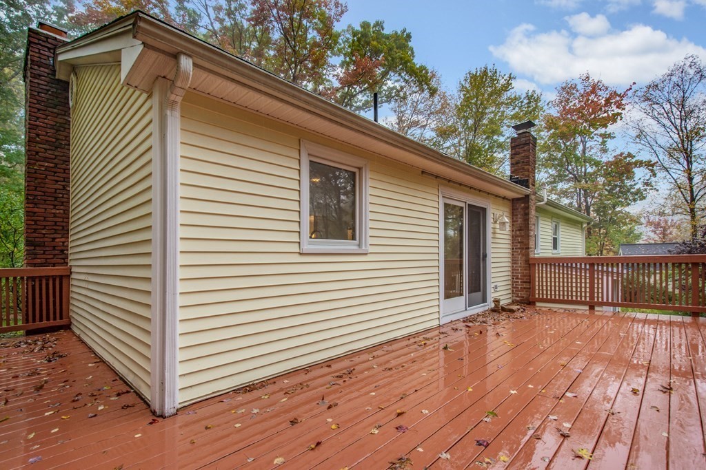 25 Colonial Road Sutton, MA 01590 - Photo 26 of 30