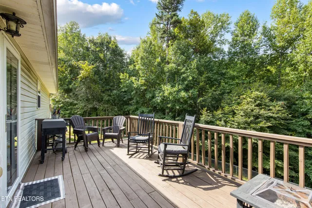 $350,000 | 582 Chance Private Drive, Oneida, TN 37841