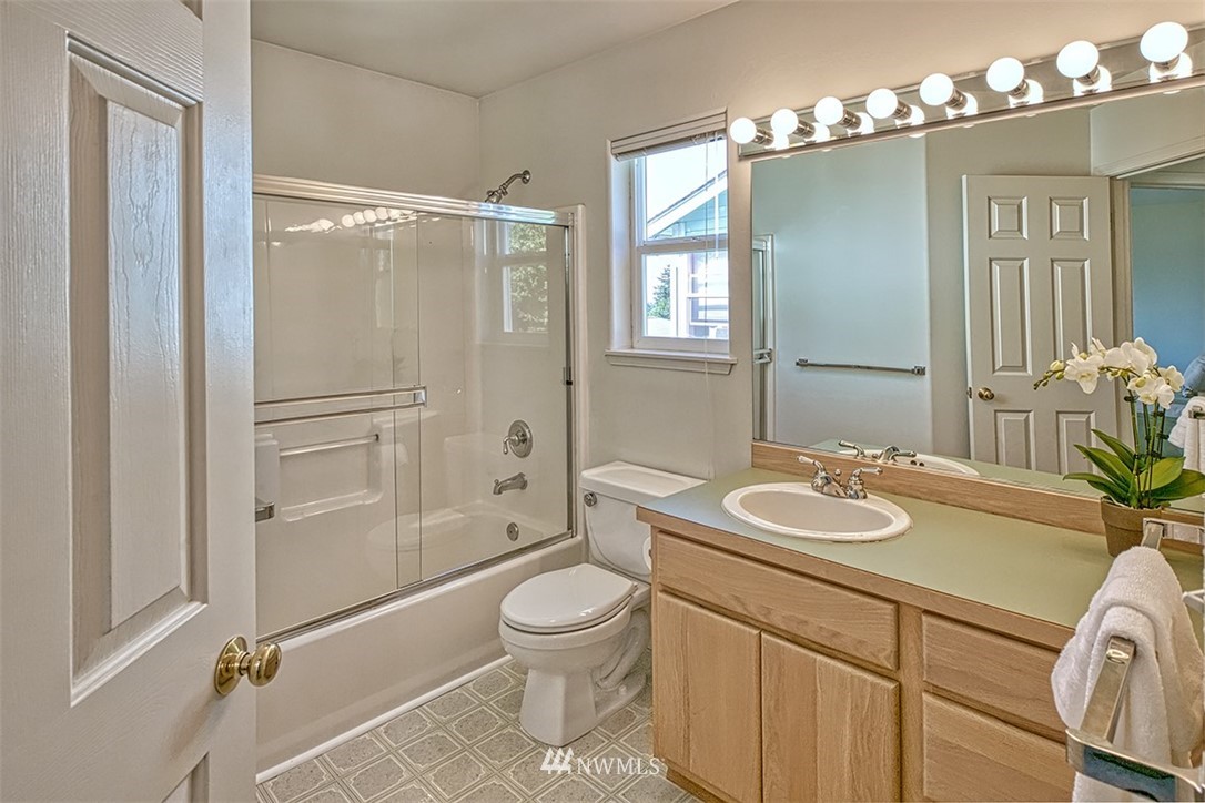 2208 Samish Way Bellingham, WA 98229 - Photo 19 of 34 Gallery Image 19