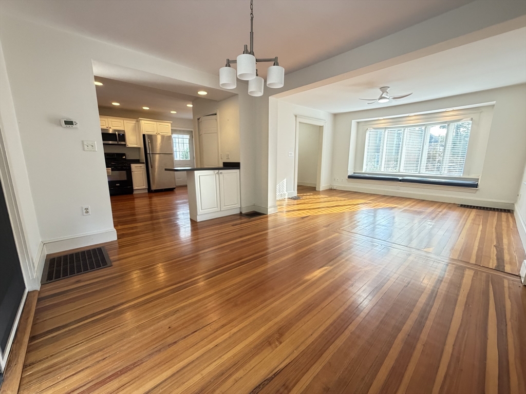 17 Russell Road Winchester, MA 01890 - Photo 7 of 17 Gallery Image 7
